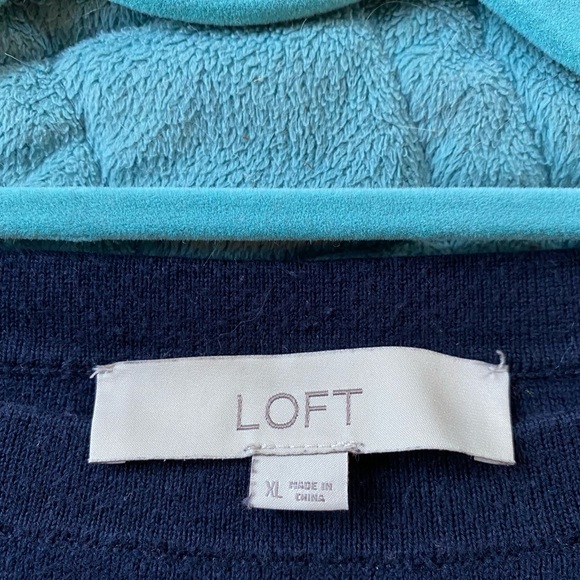 Loft. Fun striped, split-back sweater, 3/4 sleeves. - Picture 4 of 4